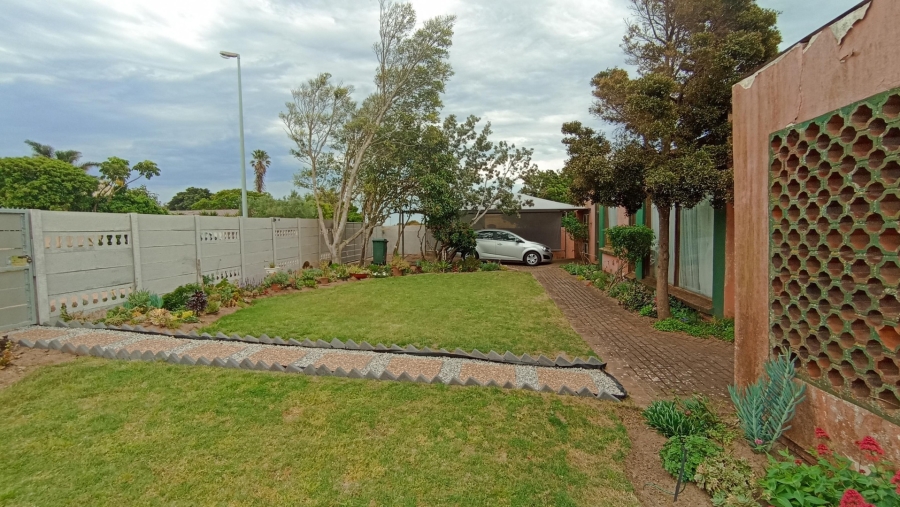 3 Bedroom Property for Sale in Vredenburg Western Cape